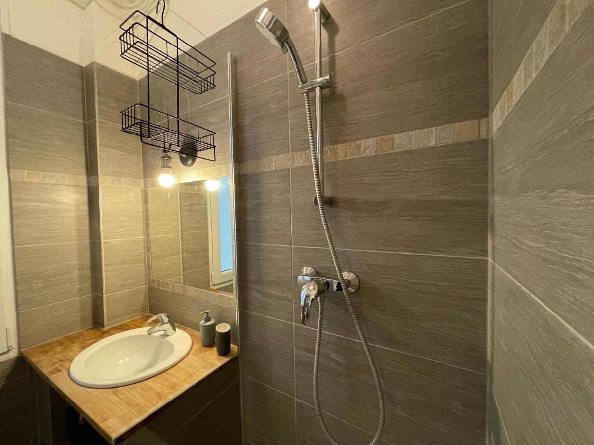 Nice Renting - Notre Dame - Cosy Loft Perfect View On The Roofs Экстерьер фото